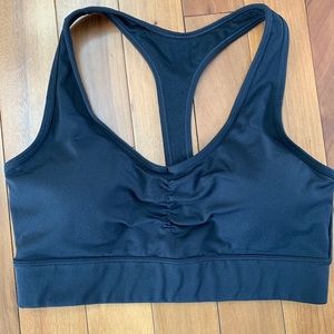 GapFit Eclipse Black Sports bra